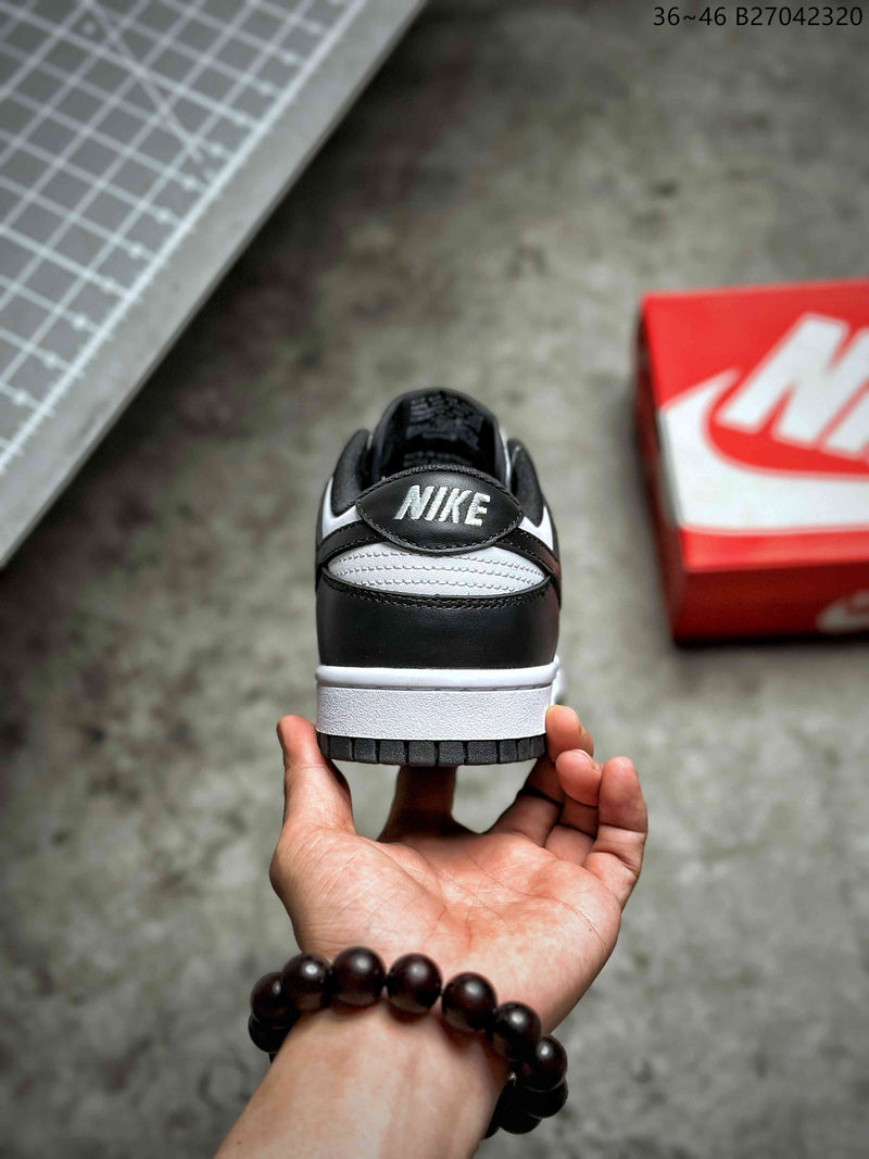 NIKE DUNK LOW RETRO “Black”