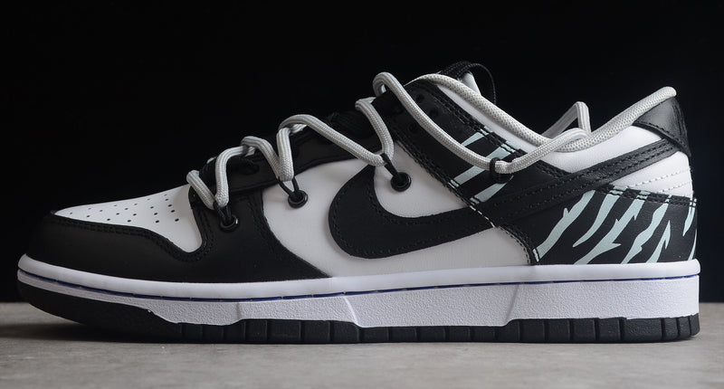 Nike SB Dunk high black and white