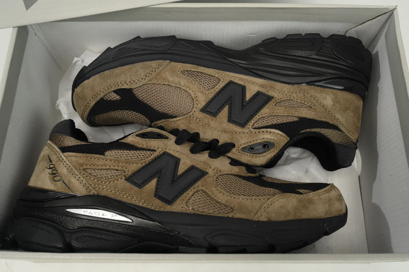 New Balance 990 Black Brown