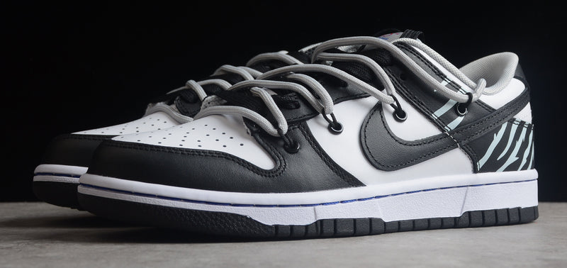 Nike SB Dunk high black and white