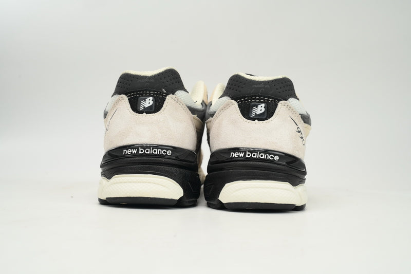 New Balance 990 Milk White Black