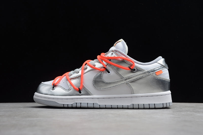 SB DUNK LOW OFF WHITE AND SILVER