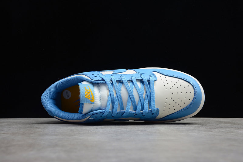 Dunk Low SB North Carolina Blue Sports