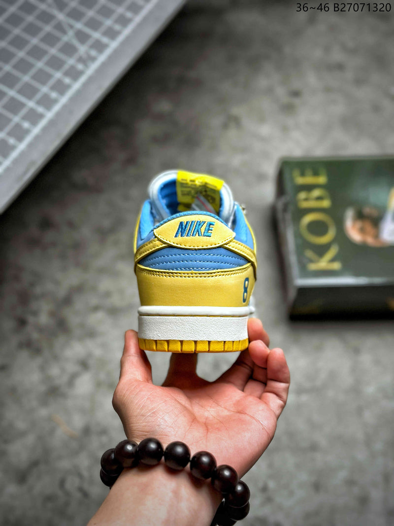 Nike SB Dunk Low Kobe "Coast"