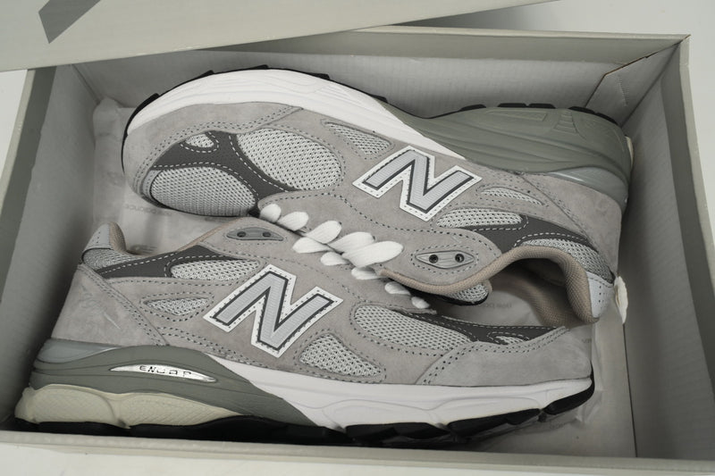 New Balance 990 Grey