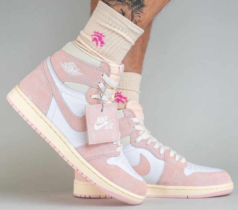 Air Jordan 1 High OG Washed Pink