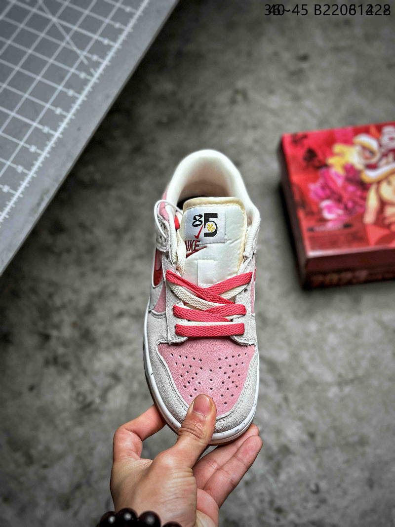 Nike SB Dunk Low SE "85 Double Swoosh/Grey/Pink/Rabbit"