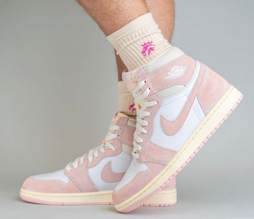 Air Jordan 1 High OG Washed Pink