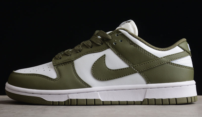 Nike Dunk Low Medium Olive