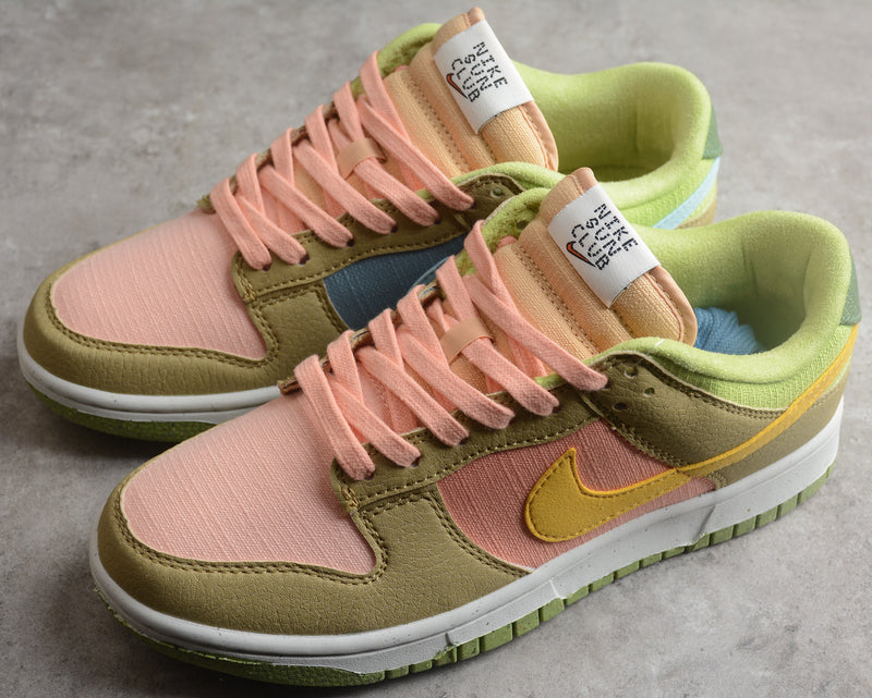 Nike Sun Club Dunk Low