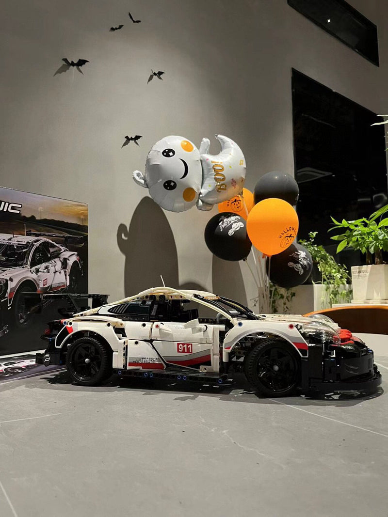 LEGO Technic 42096 Porsche 911 RSR