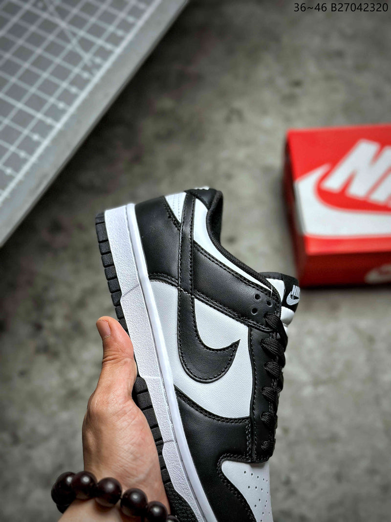 NIKE DUNK LOW RETRO “Black”