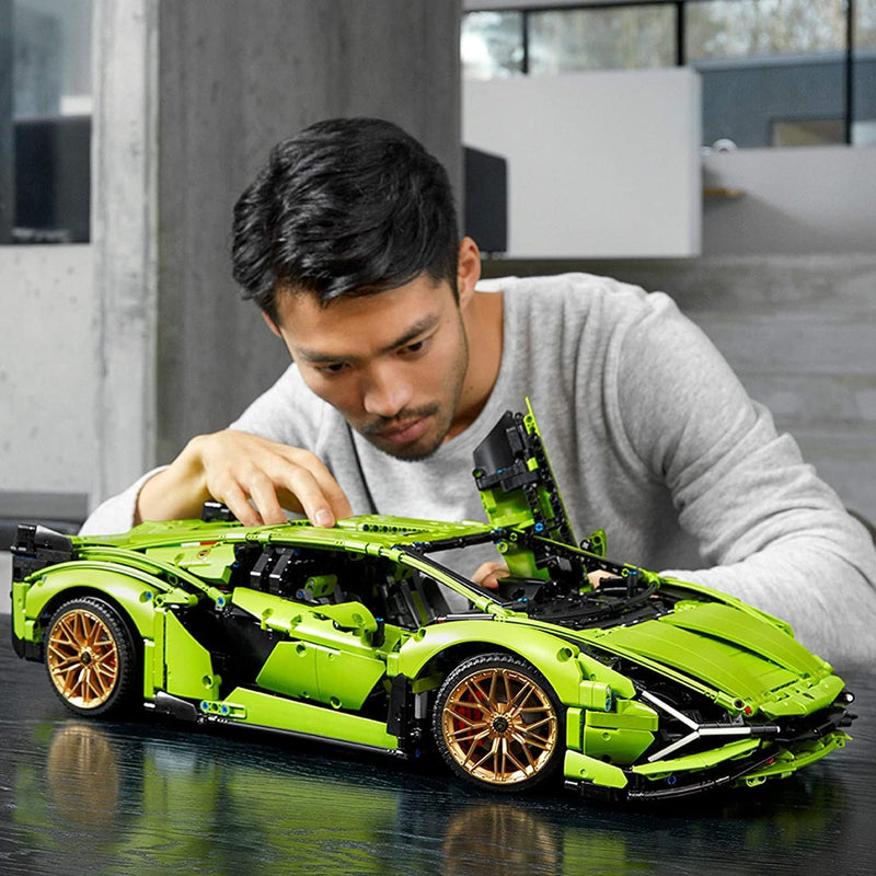 LEGO® Technic Lamborghini Sián