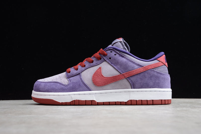 SB DUNK FUCSIA