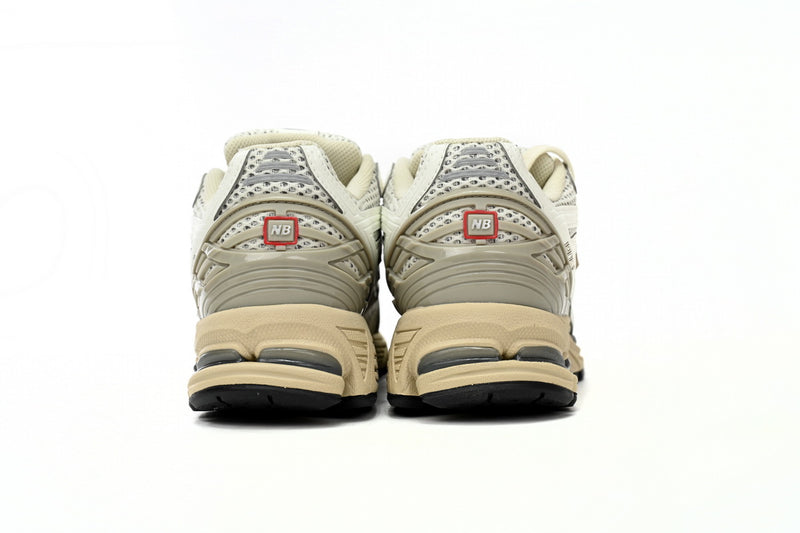 NEW BALANCE 1906r Beige