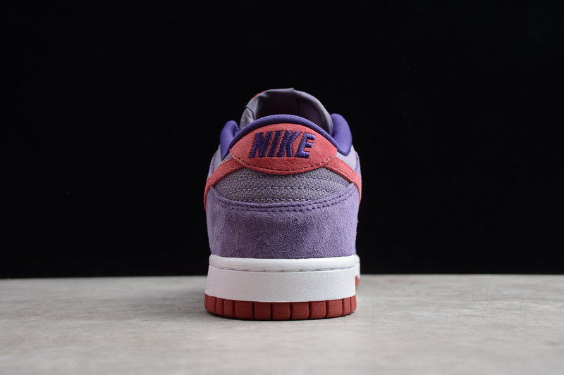 SB DUNK FUCSIA