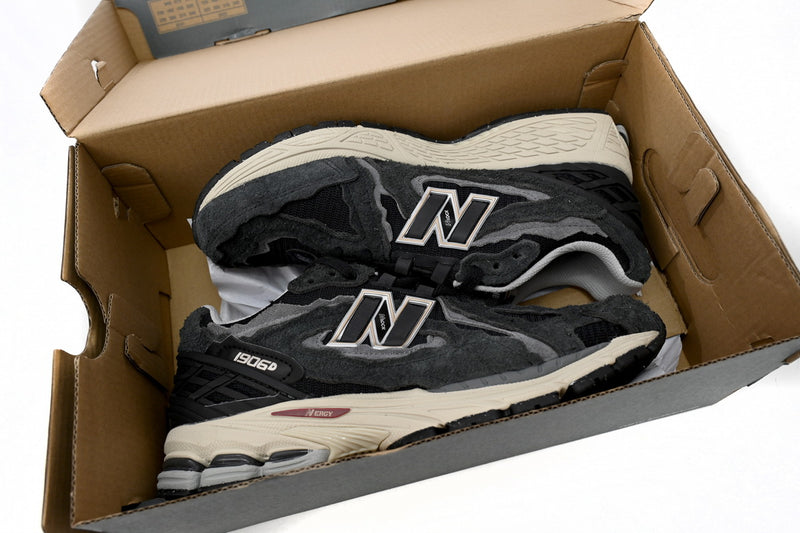 New Balance 1906R “Refined Future”