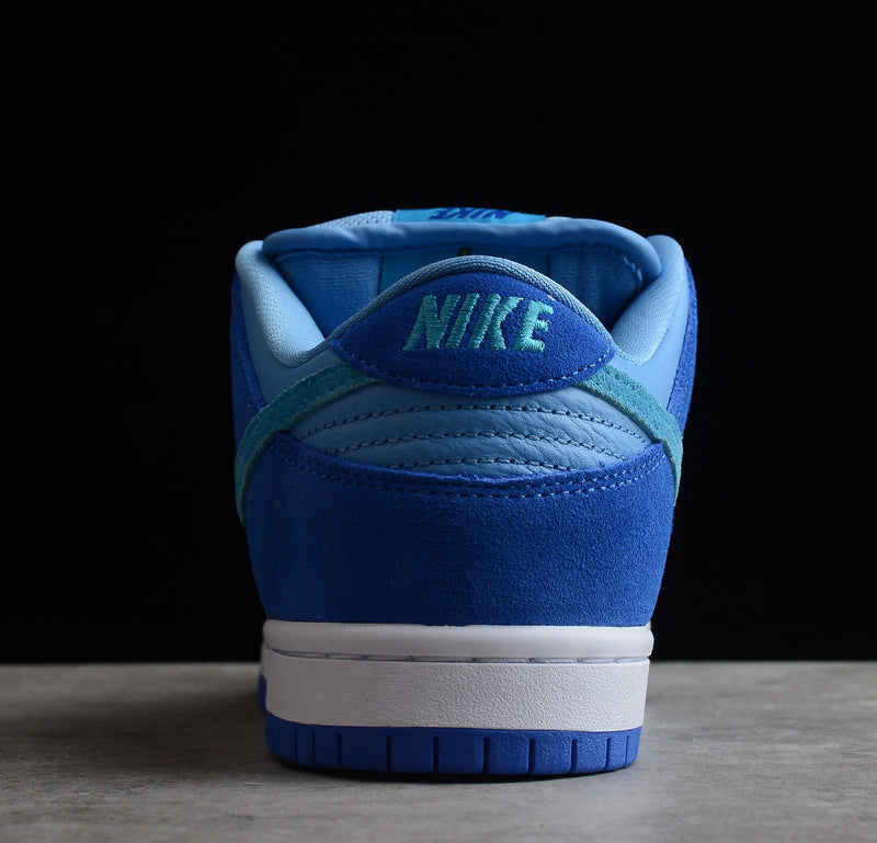 Nike SB Dunk Blue Raspberry