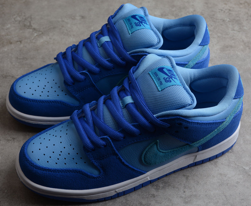 Nike SB Dunk Blue Raspberry