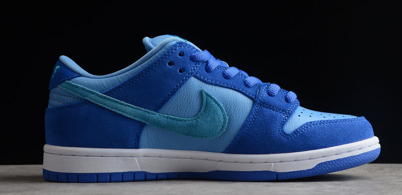 Nike SB Dunk Blue Raspberry