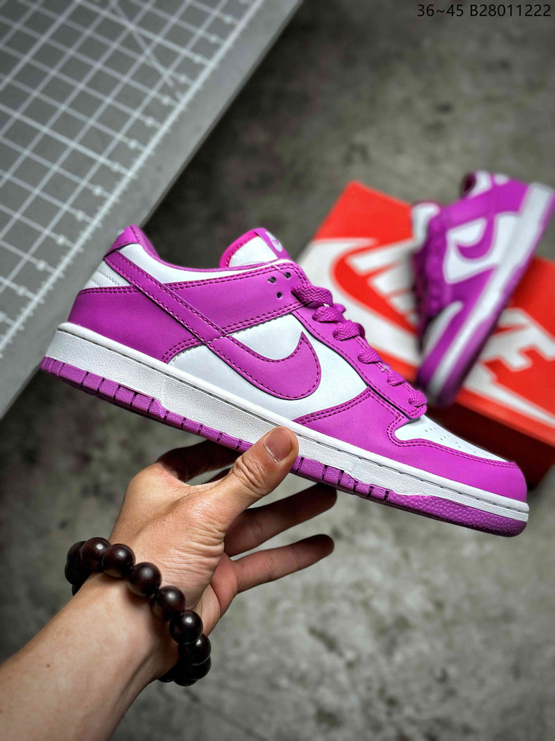 Nike SB Dunk Low Pro