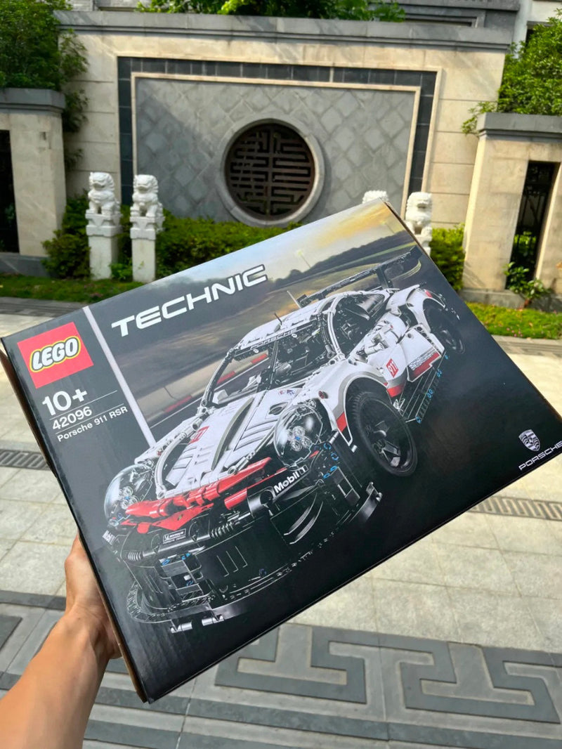 LEGO Technic 42096 Porsche 911 RSR