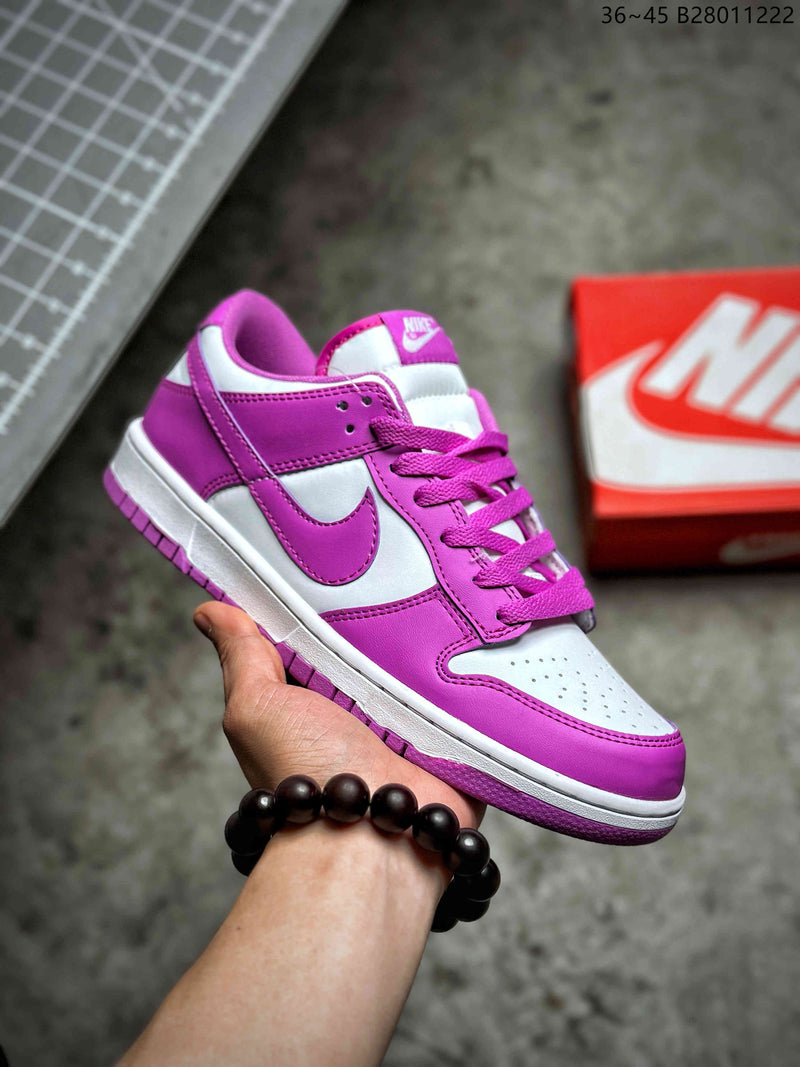 Nike SB Dunk Low Pro