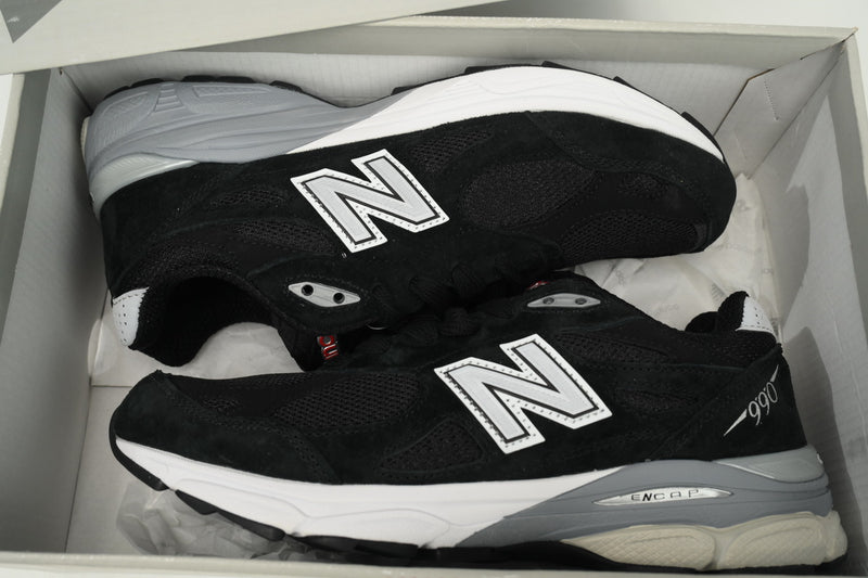 New Balance 990 Black And White