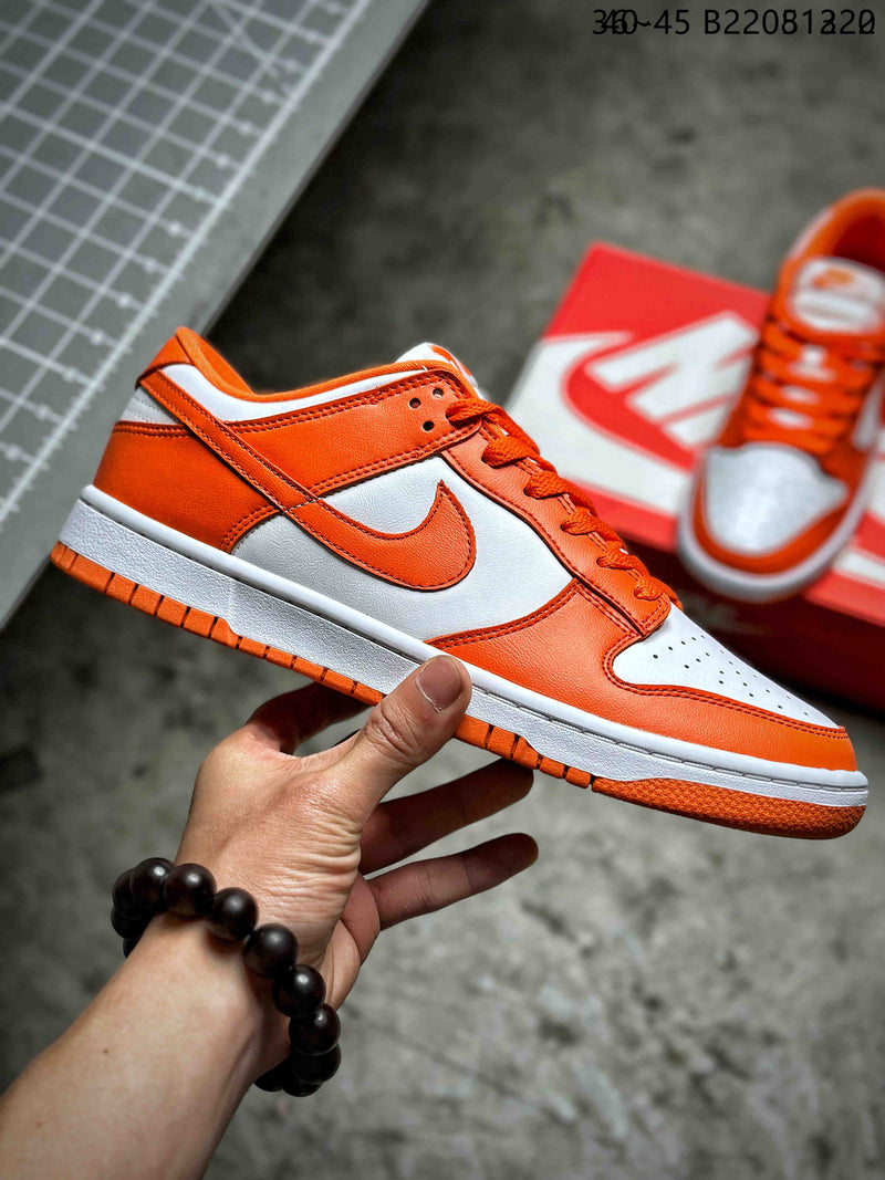 Nike SB Dunk Low "Orange Blaze"