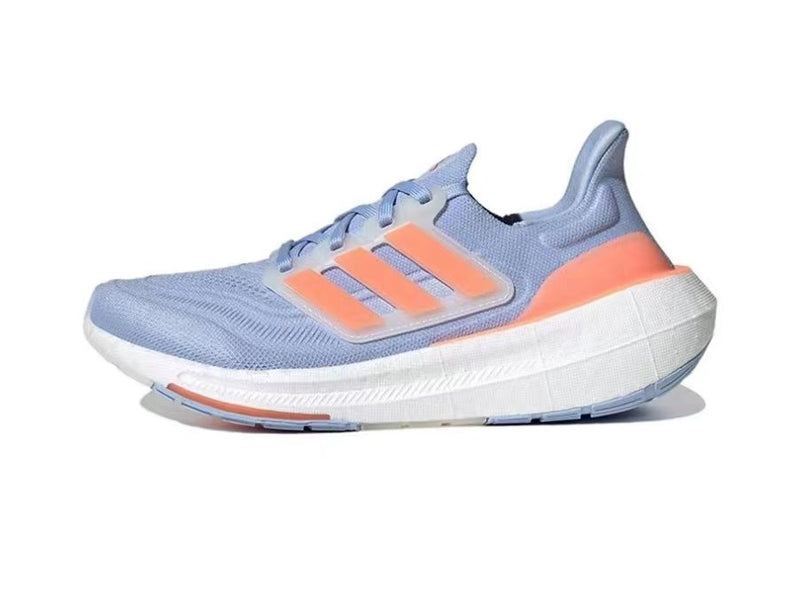 ULTRABOOST SNEAKERS - WOMEN