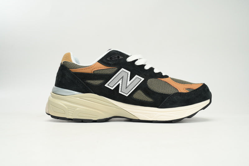 New Balance 990 Black And Yellow