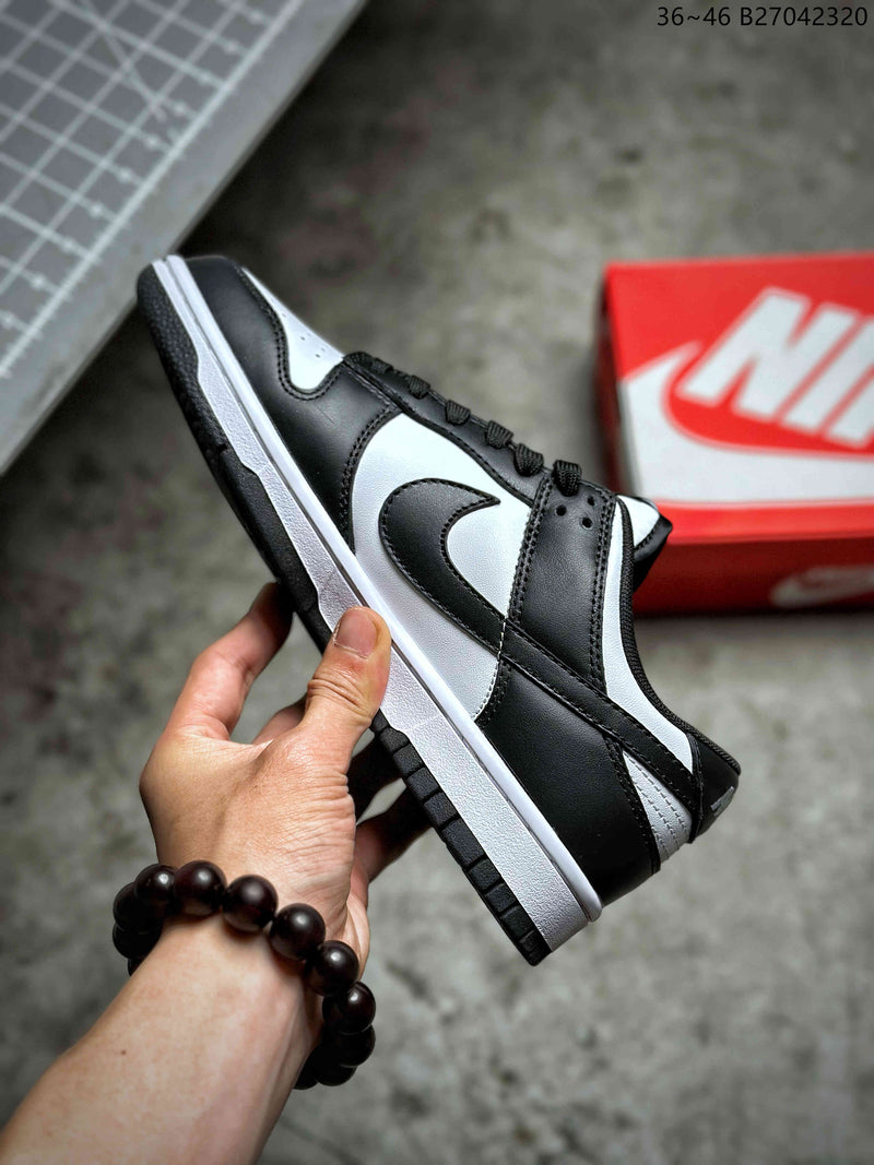 NIKE DUNK LOW RETRO “Black”