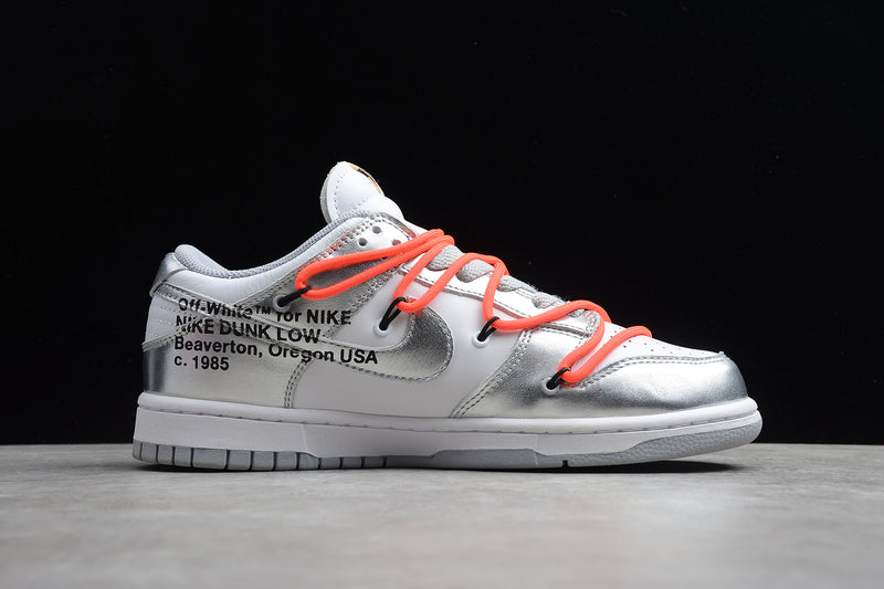 SB DUNK LOW OFF WHITE AND SILVER