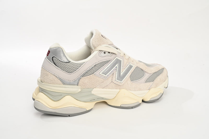 Tênis New Balance 9060 Unisex