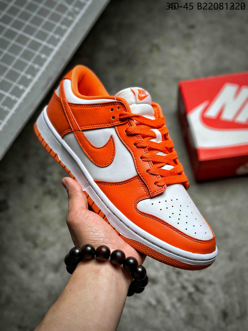 Nike SB Dunk Low "Orange Blaze"