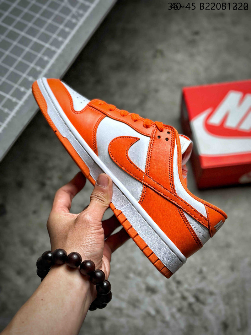 Nike SB Dunk Low "Orange Blaze"