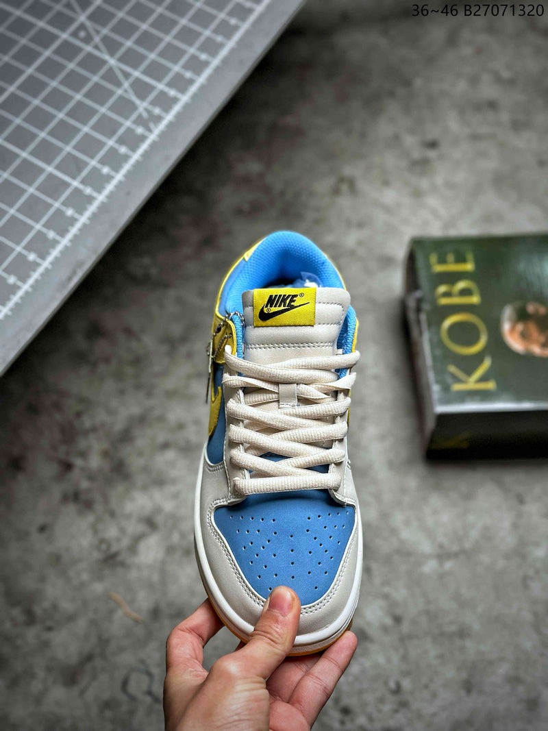 Nike SB Dunk Low Kobe "Coast"