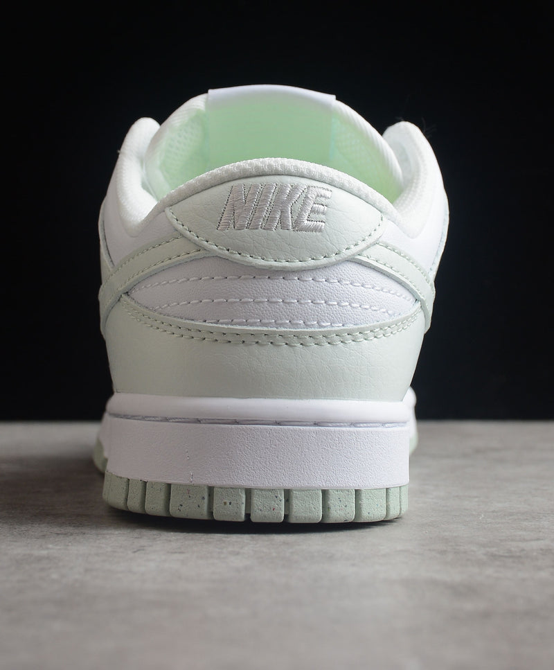 Nike sb dunk low best sale all white