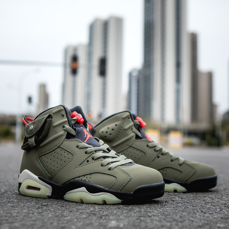 Tênis Nike Air Jordan 6 Retro x Travis Scott