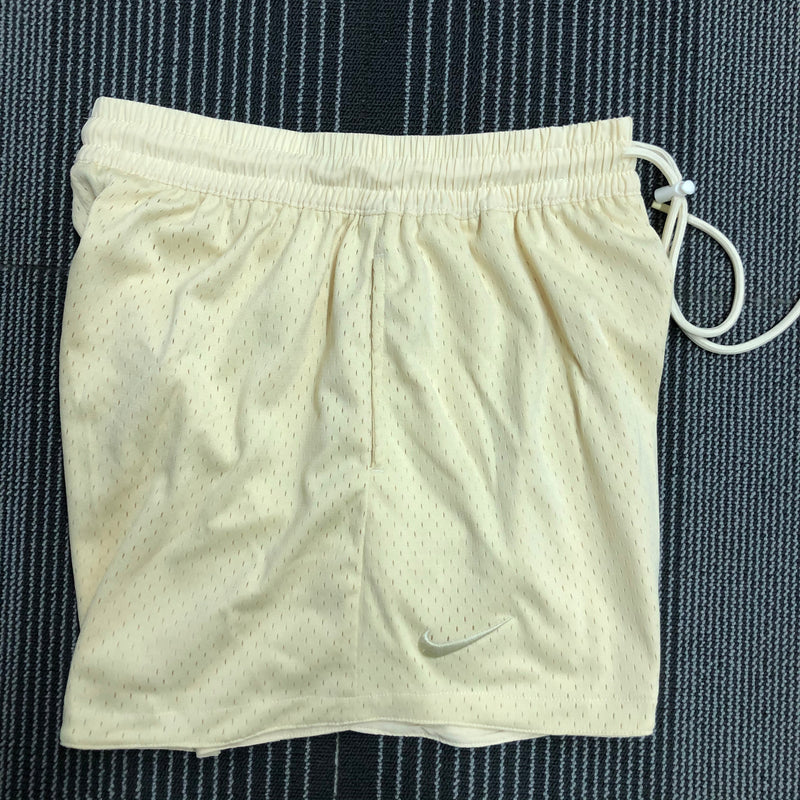 Bermuda Nike x Fear of God Basketball Shorts 'Light Cream' 