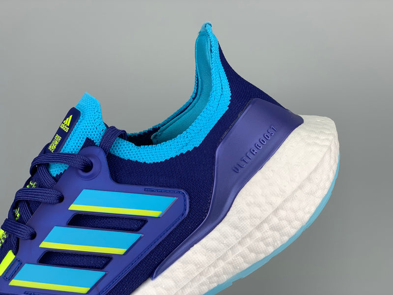 TÊNIS ULTRABOOST 22