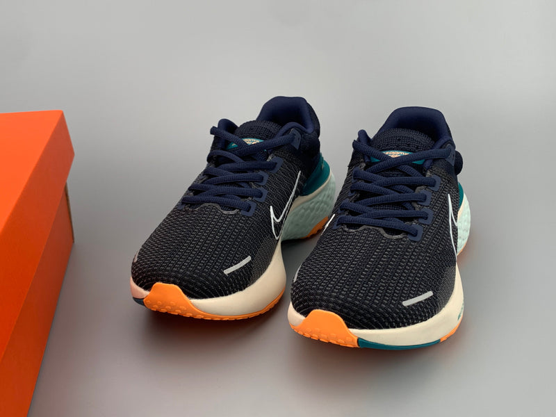 Tênis Nike ZoomX Invincible Run Flyknit 2