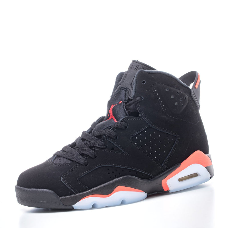 Tênis Nike Air Jordan 6