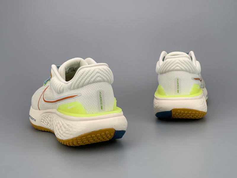 Tênis Nike ZoomX Invincible Run Flyknit 2