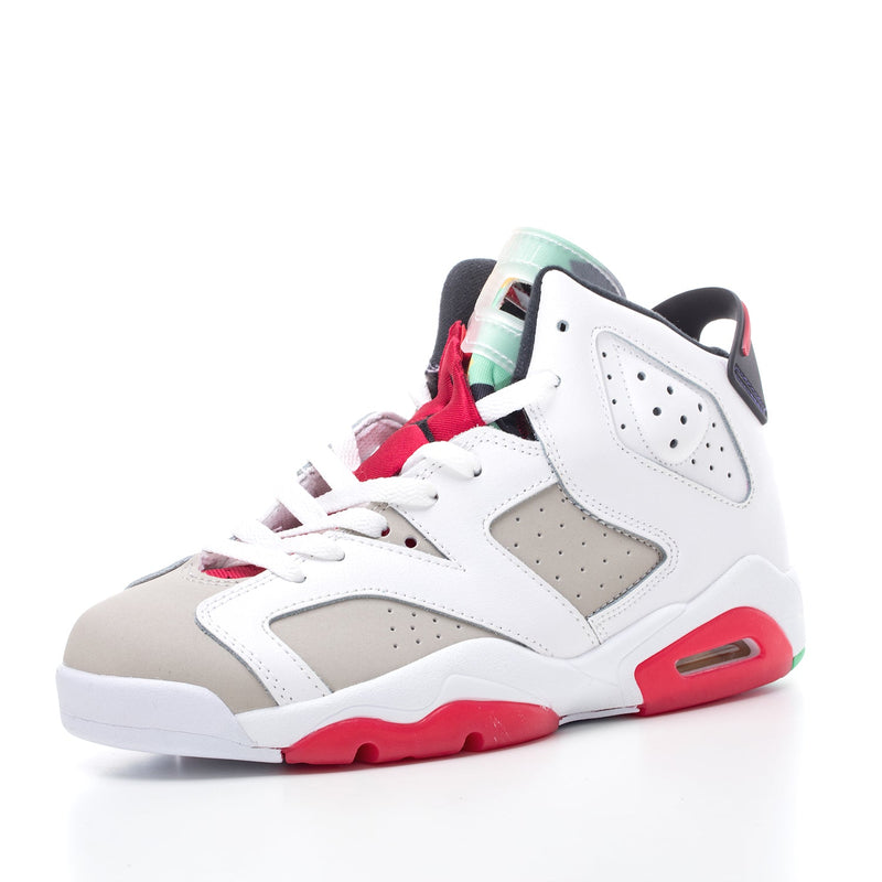 Tênis Nike Air Jordan 6