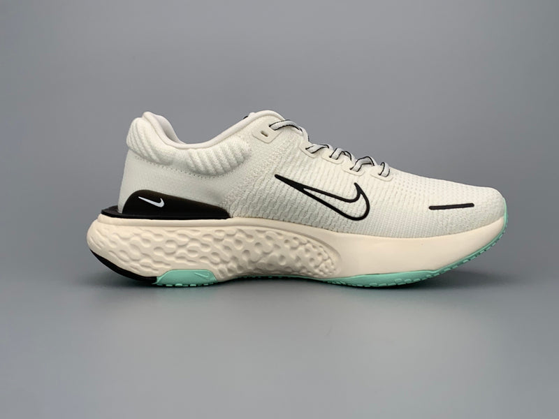 Tênis Nike ZoomX Invincible Run Flyknit 2