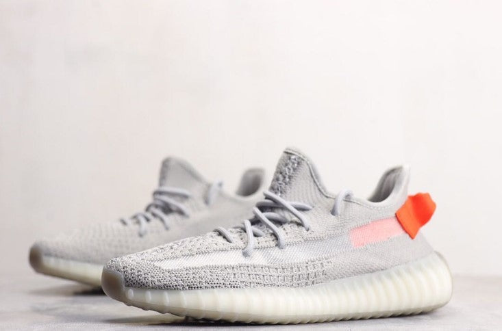 TÊNIS ADIDAS YEEZY BOOST 350 V2