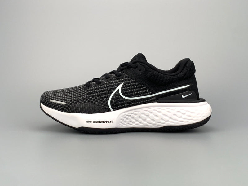 Tênis Nike ZoomX Invincible Run Flyknit 2