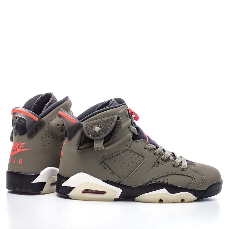 Tênis Nike Air Jordan 6 Retro x Travis Scott