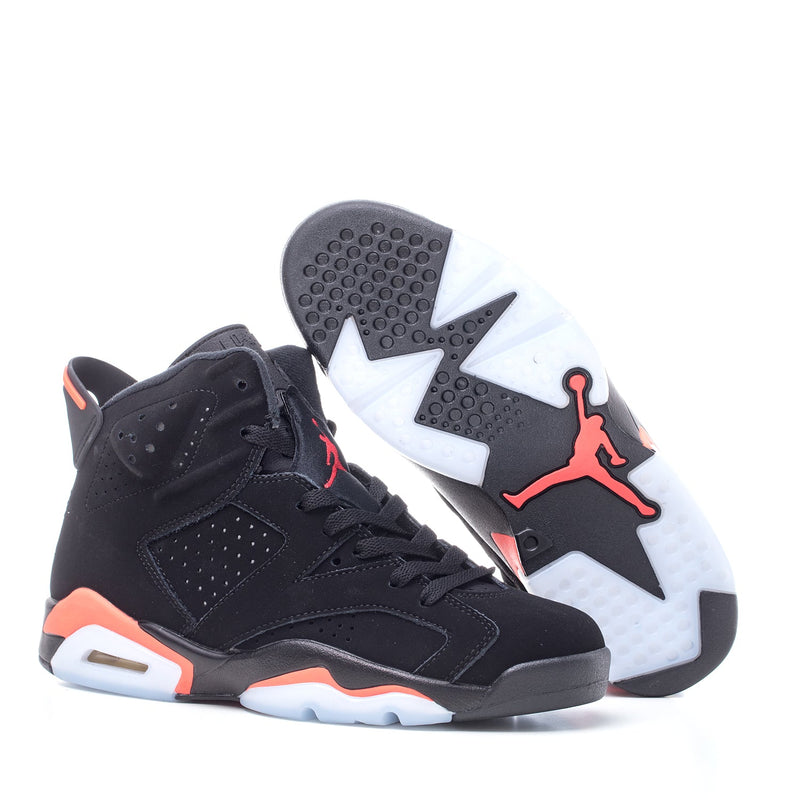 Tênis Nike Air Jordan 6